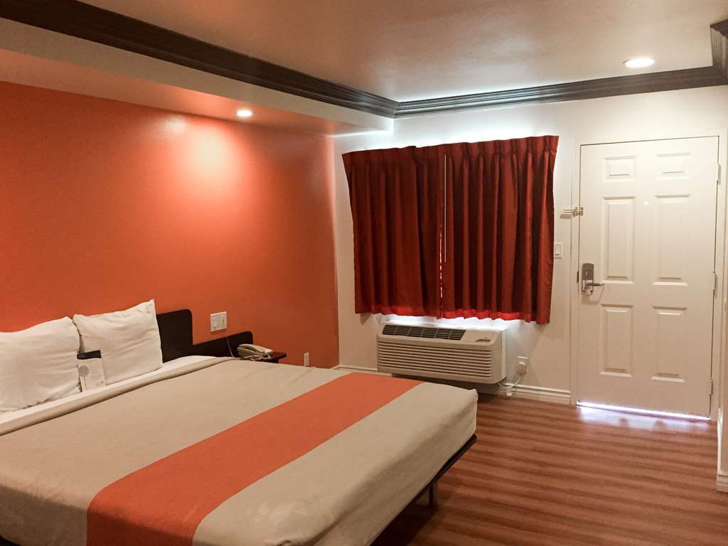 Motel 6 Гардина Номер фото